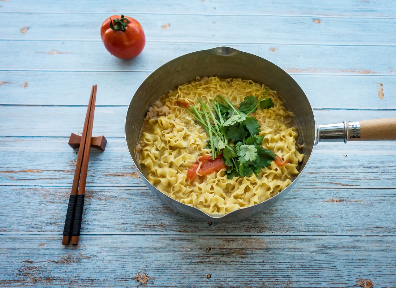 必胜客最新促销活动，引领美食风尚的优惠盛宴，尽享美食新体验！