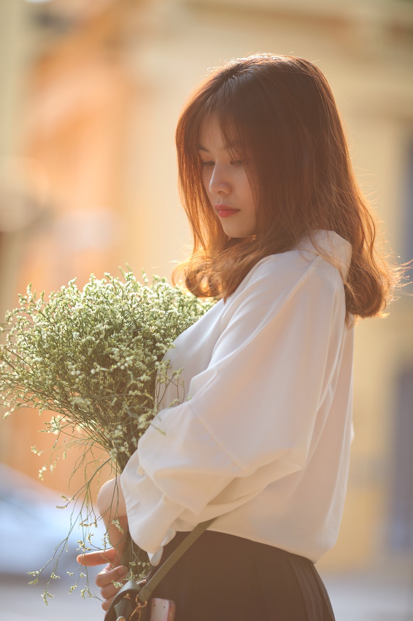 钟丽缇在晚娘中的魅力，跨越时代的性感女神与演技之星