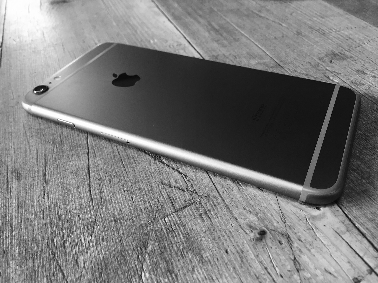 iPhone 7最新价格概览，市场走势、购买建议与全面解析