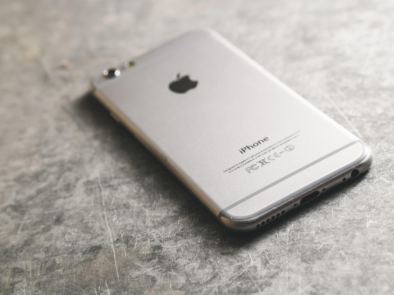 苹果iPhone 6 Plus上市时间的回顾与展望，从苹果6p看市场趋势